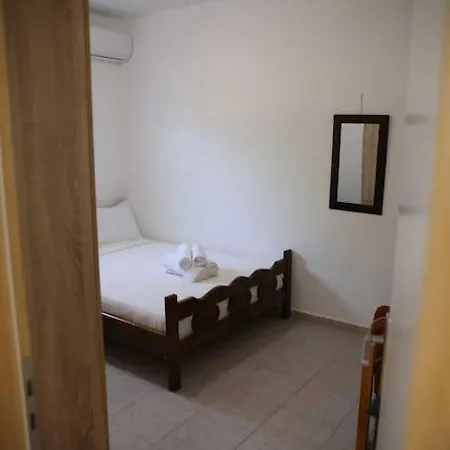 Hercules And Achilles Studio 3 * Porto Heli